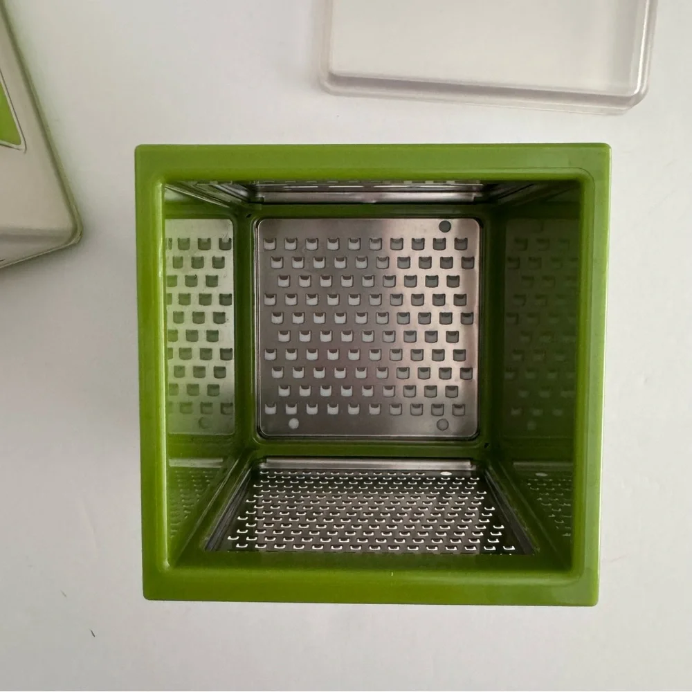 Microplane 3-in-1 Cube Grater Green Fine Ribbon Coarse Blades